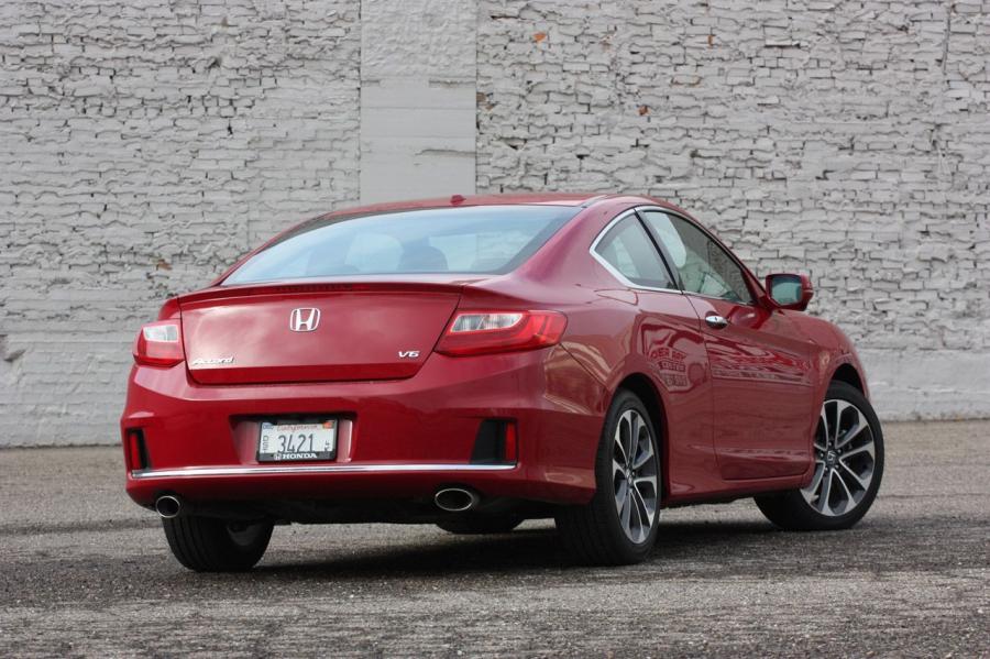  Honda Accord V6 Coupe 2013 года  (фото 8 из 19)